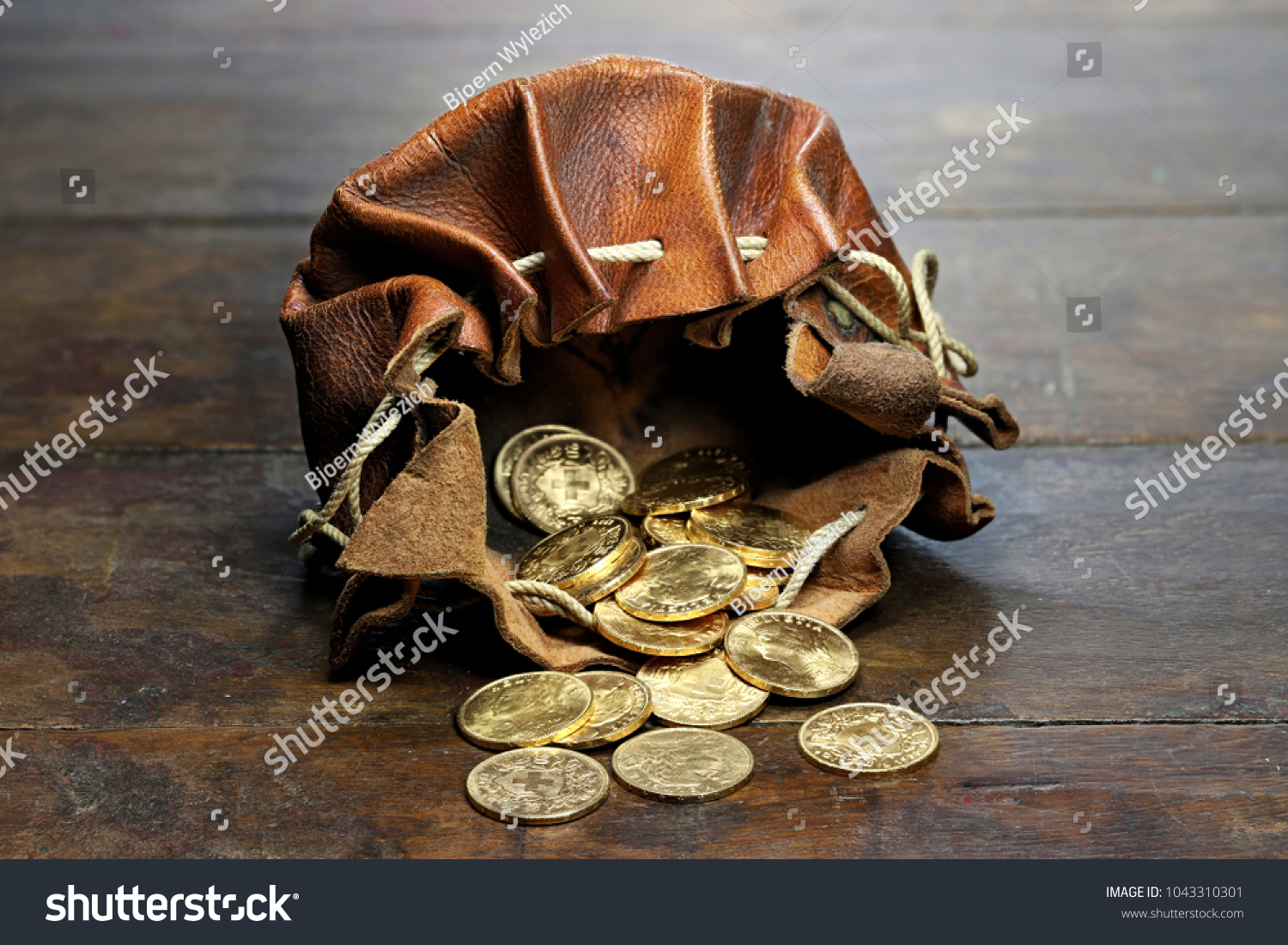 121,190 Bags of gold Images, Stock Photos & Vectors | Shutterstock