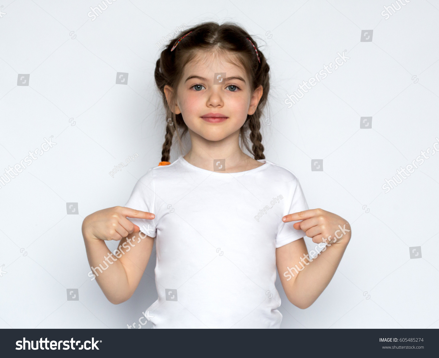 girl in white tshirt