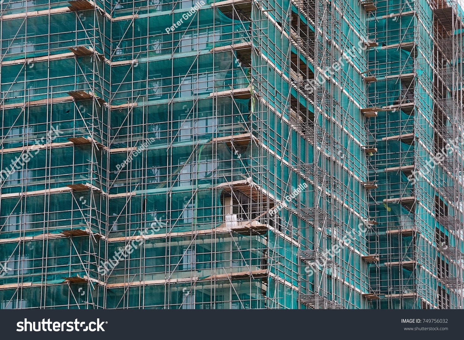 Tall Building Under Construction Scaffolds Stock Photo 749756032 ...