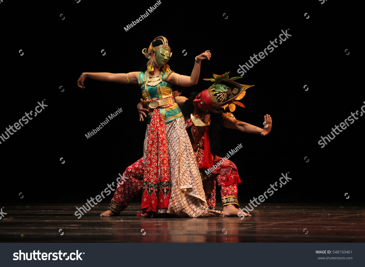 Tari Topeng Panji Panji Traditional Dance Foto Stok 548150461