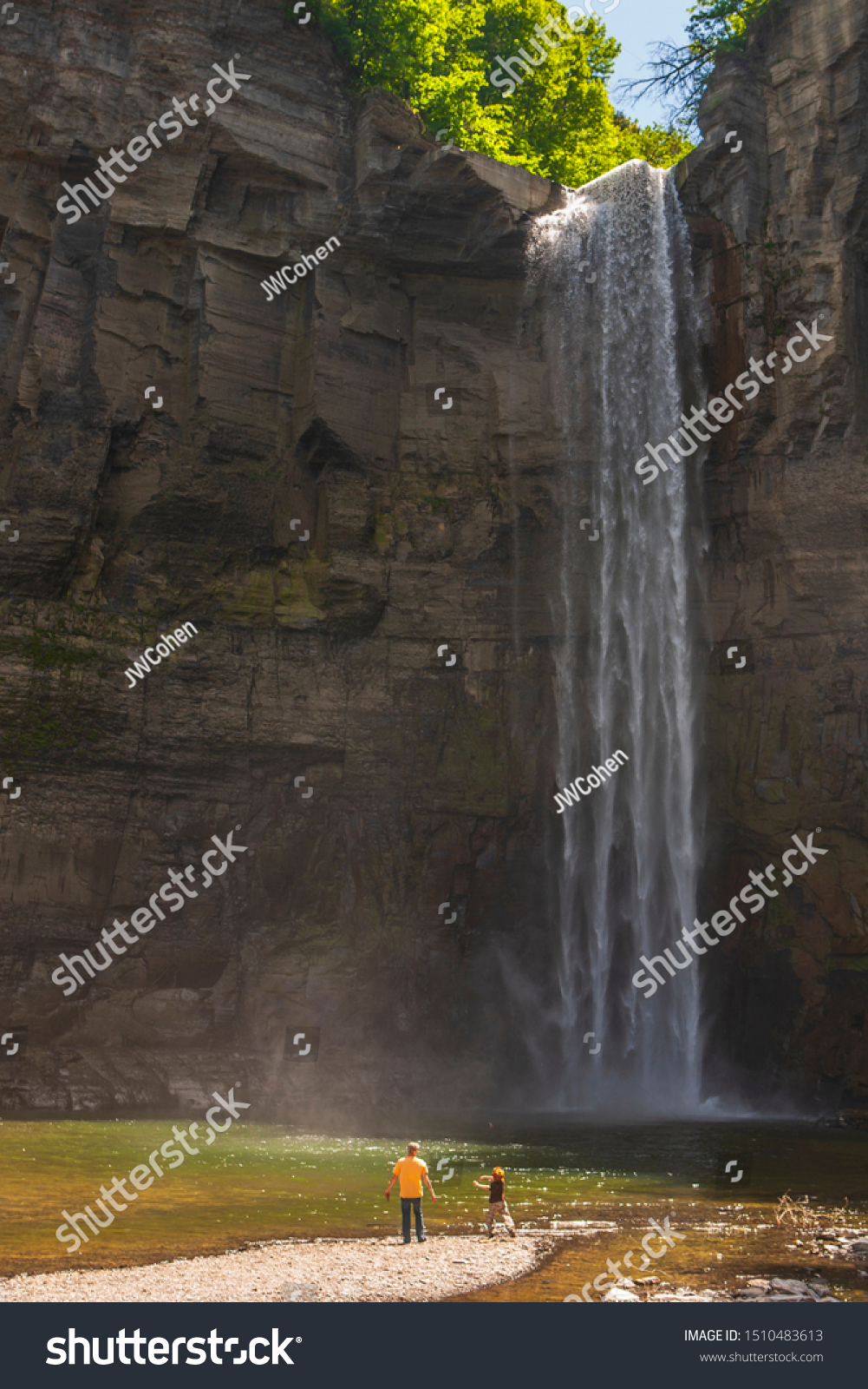 Taughannock Falls 215foot 66 M Plunge Stock Photo Edit Now