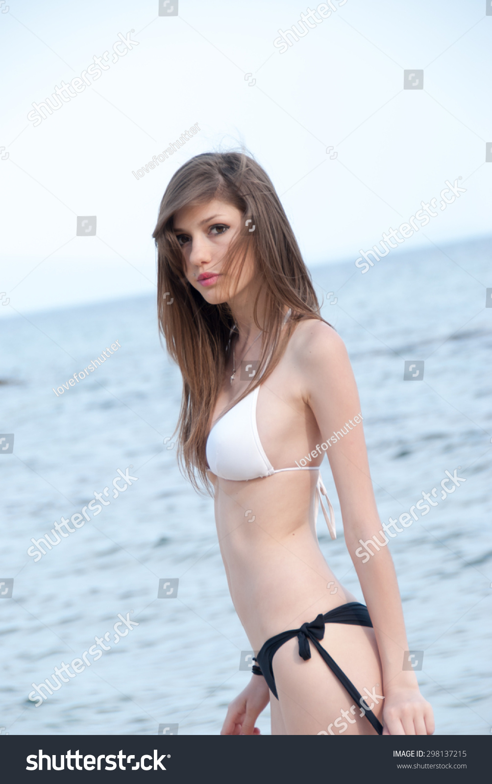 Teen Bikini Sites Curvy 9