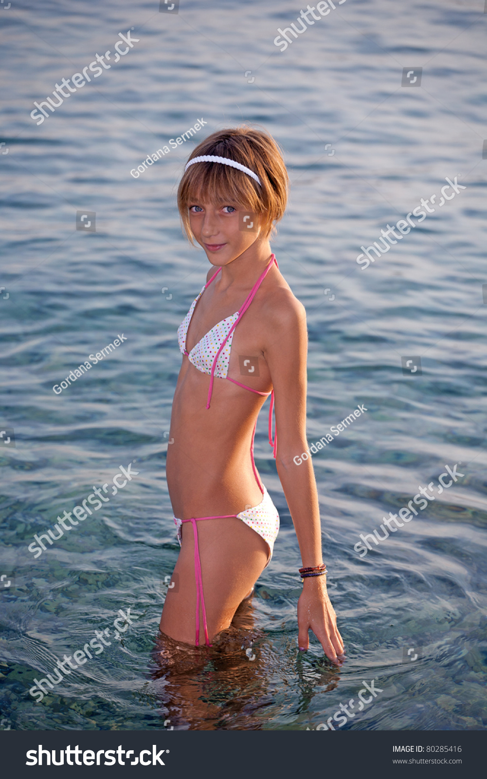 Bikini teenager