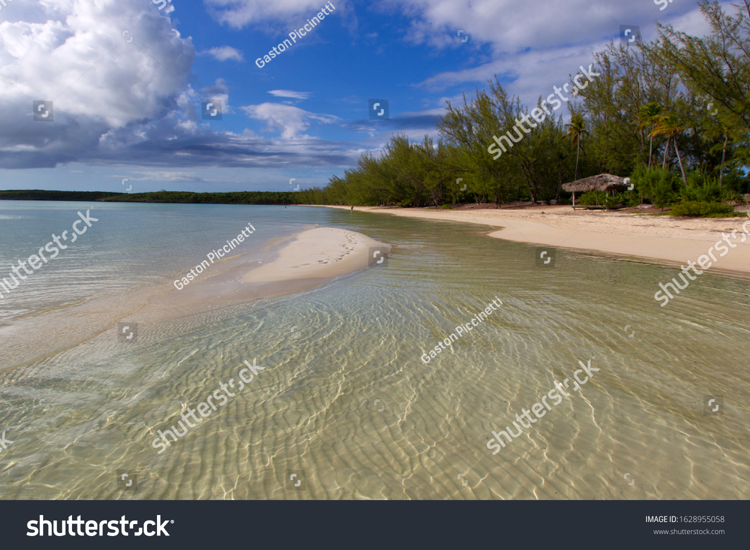 Ten Bay Beach Eleuthera Island Bahamas Stock Photo 1628955058