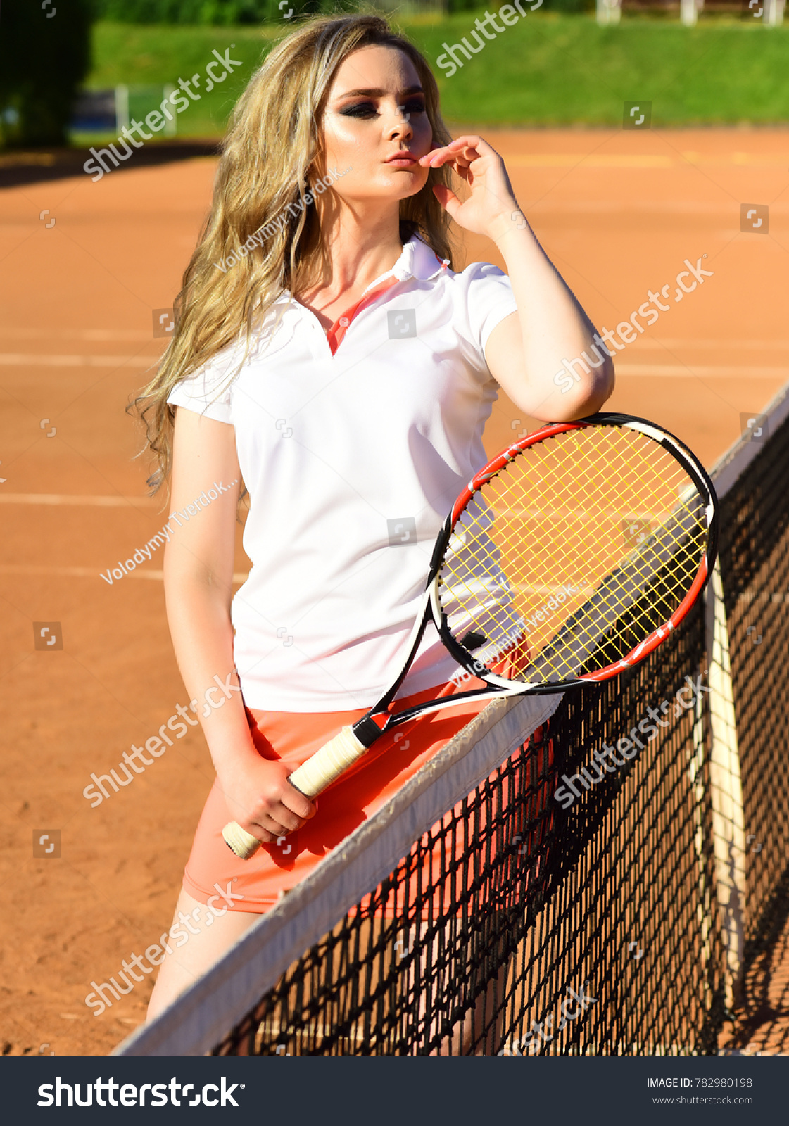 tennis player outfit girl
