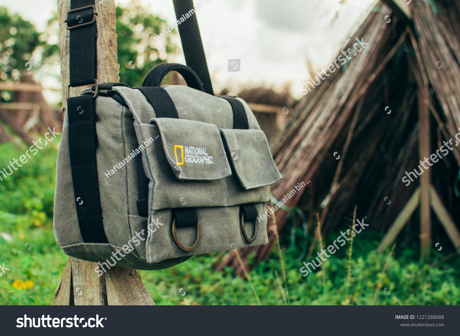 national geographic bag malaysia