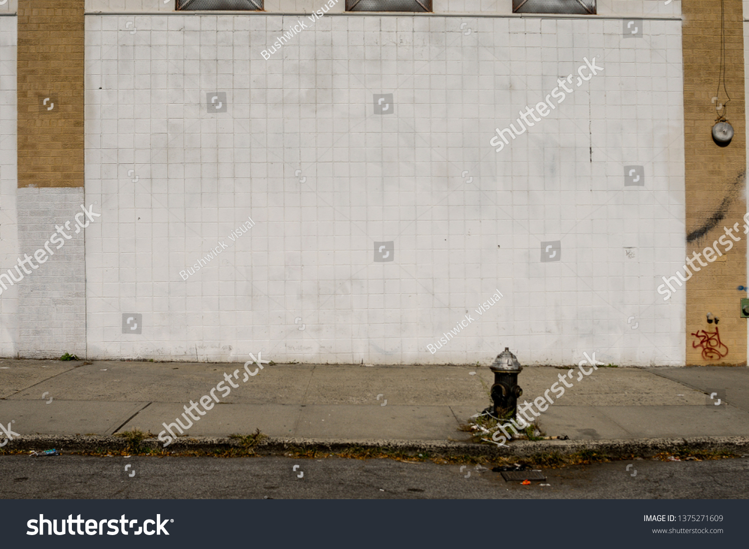 3 779 Im Genes De Brick Wall Nyc Im Genes Fotos Y Vectores De Stock   Stock Photo Texture Project Concrete Brick Block In Local Area Of Bushwick Brooklyn Nyc Usa 1375271609 