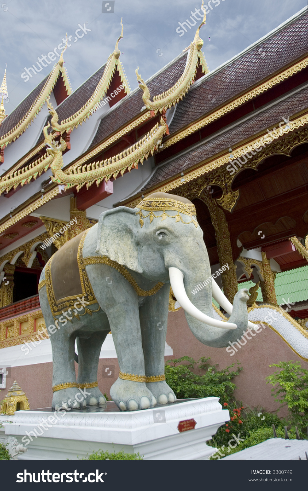 Thai Elephant Statue At Entrance To A Temple In Chiang Mai,Thailand ...