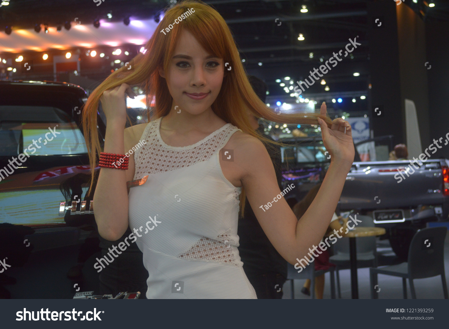 Sexy Girls At Carshows