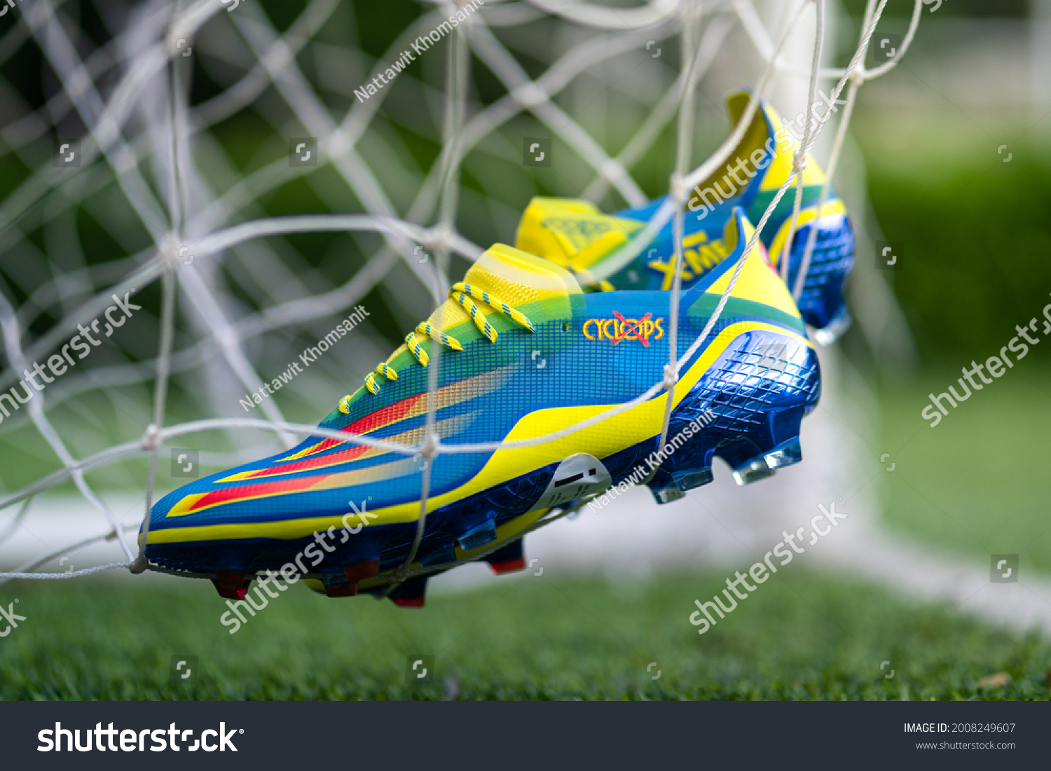 cyclops football boots