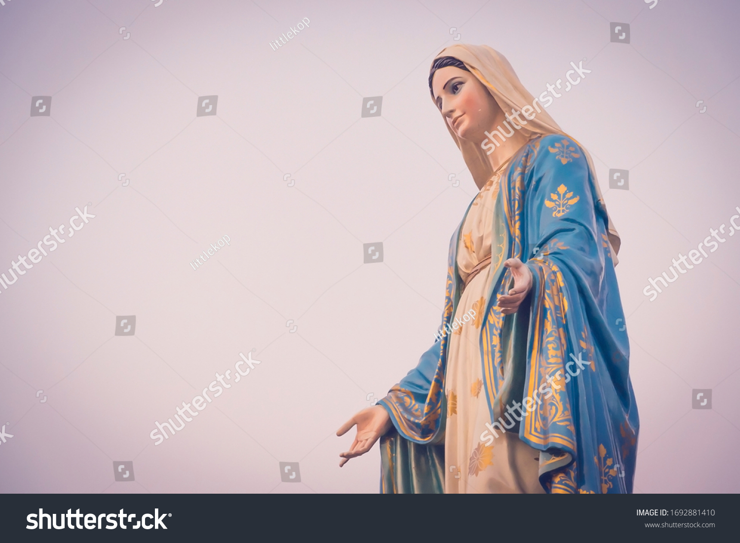 Blessed Virgin Mary Statue Figure Sunset Stock Photo 1692881410 ...