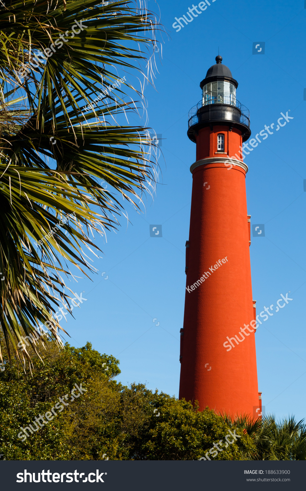 The Brilliant Red Lighthouse At Florida'S Ponce De Leon Inlet (Formerly ...