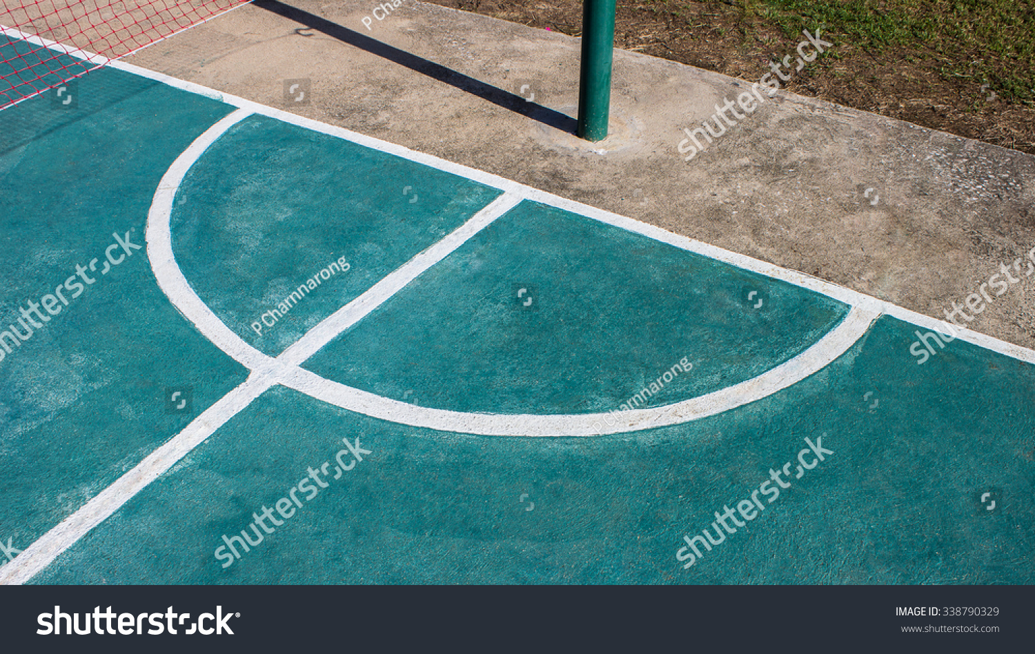 circle-line-on-playground-stock-photo-338790329-shutterstock