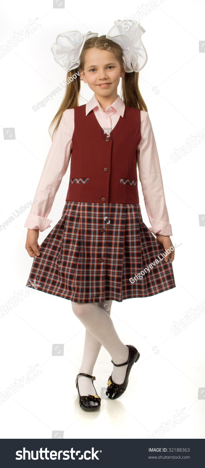 The Girl In School Uniform Stock Photo 32188363 : Shutterstock