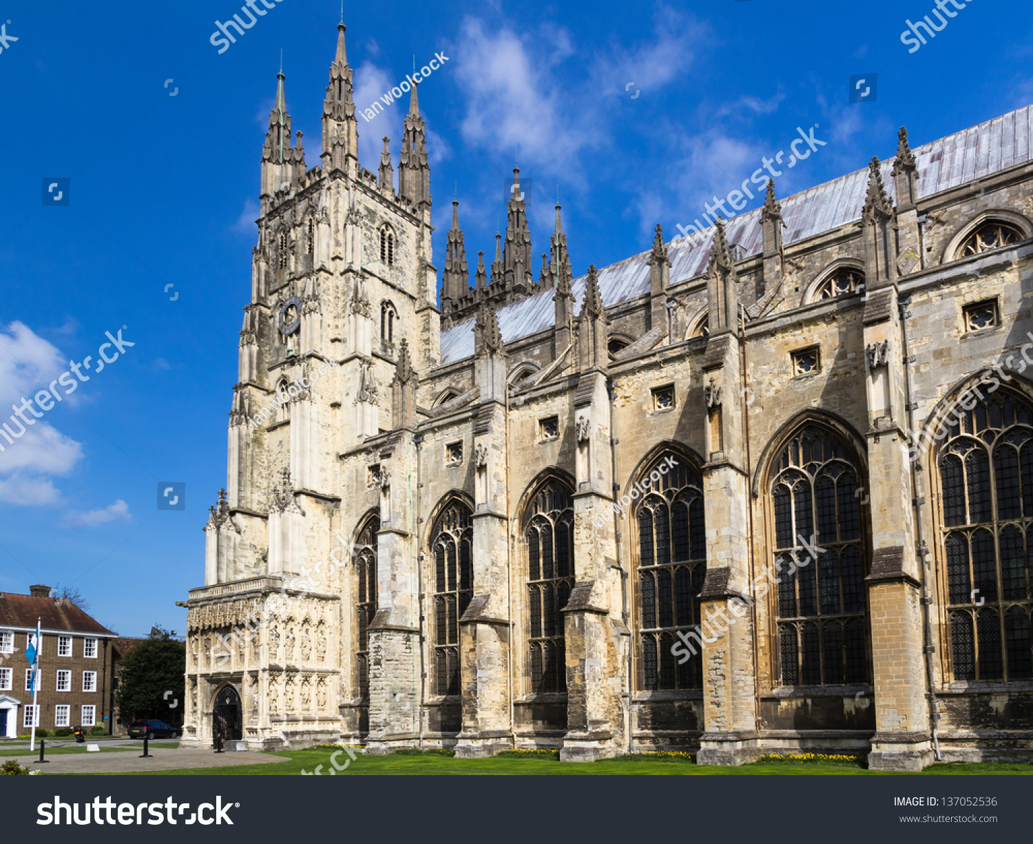 The Grand Goth Style Canterbury Cathedral, Kent England Uk Stock Photo ...