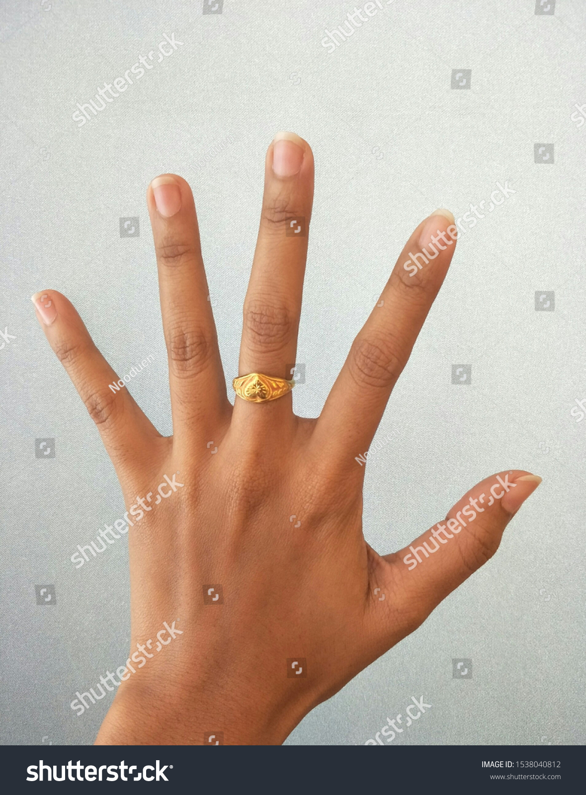 Image Human Hand Has 5 Fingers Stock Photo Edit Now 1538040812