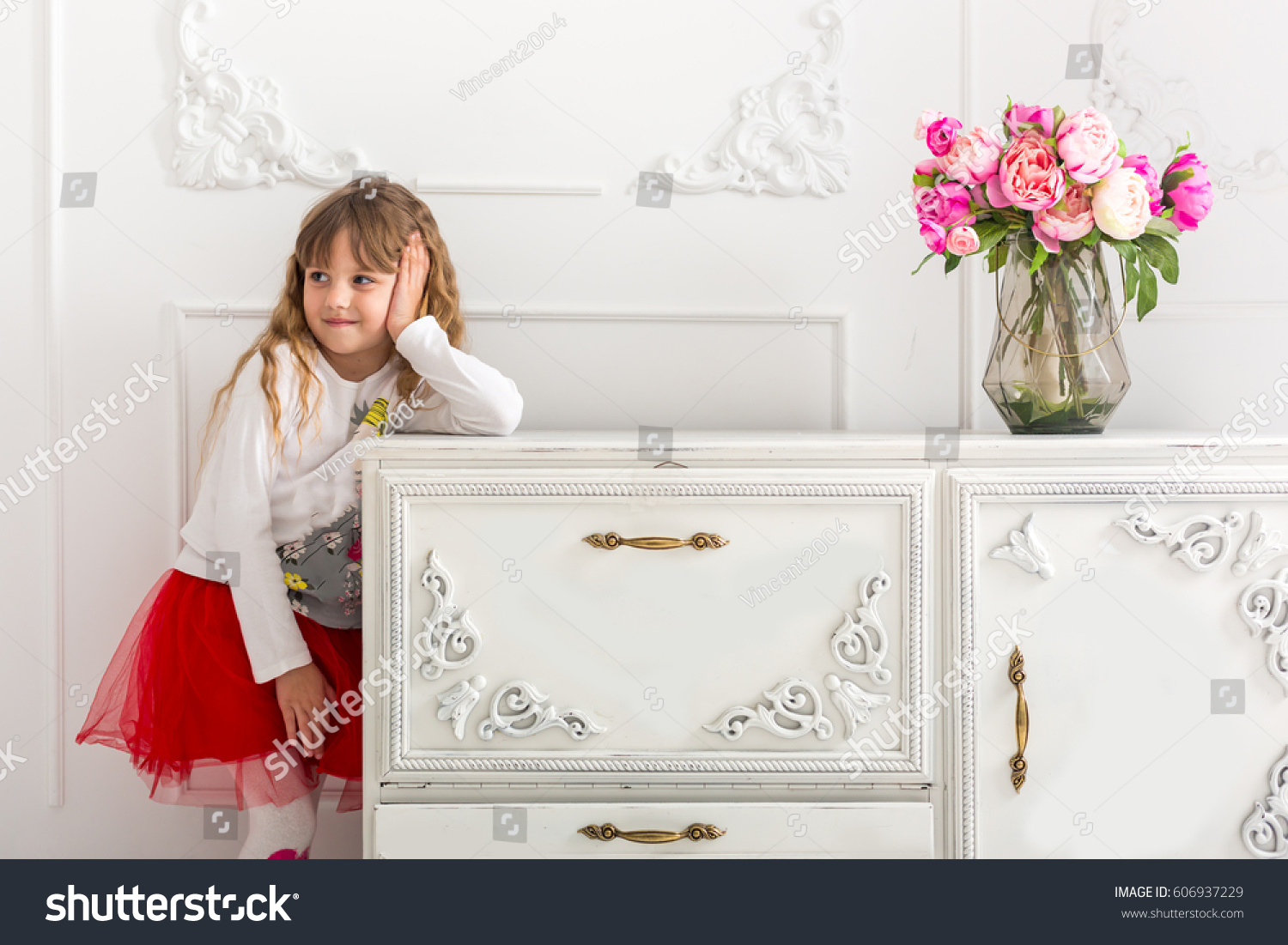 Little Girl Red Skirt Leaned On Stock Photo Edit Now 606937229