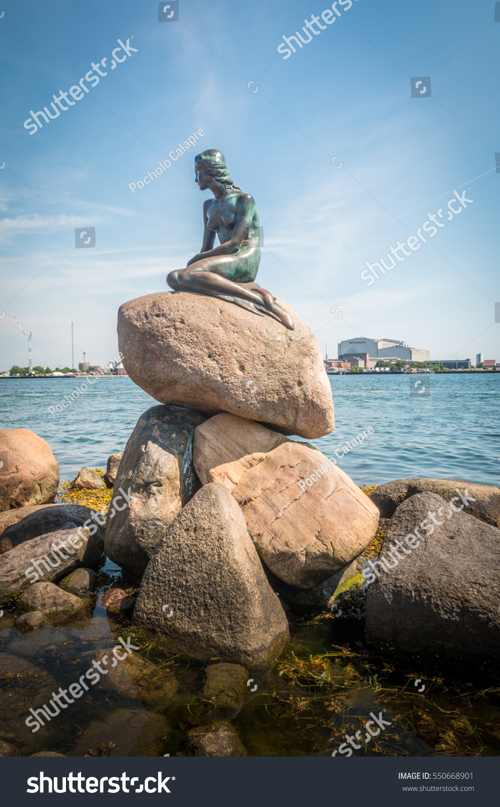 Little Mermaid Statue Copenhagen Stock Photo 550668901 - Shutterstock