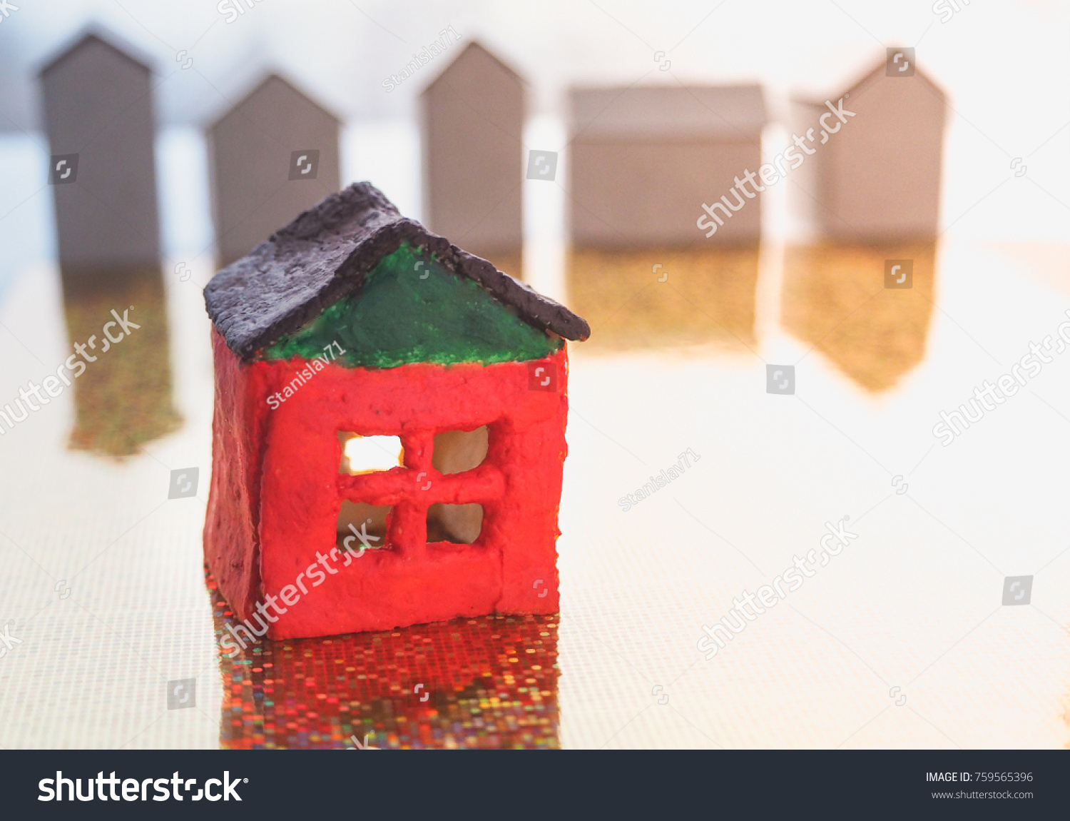 little toy houses