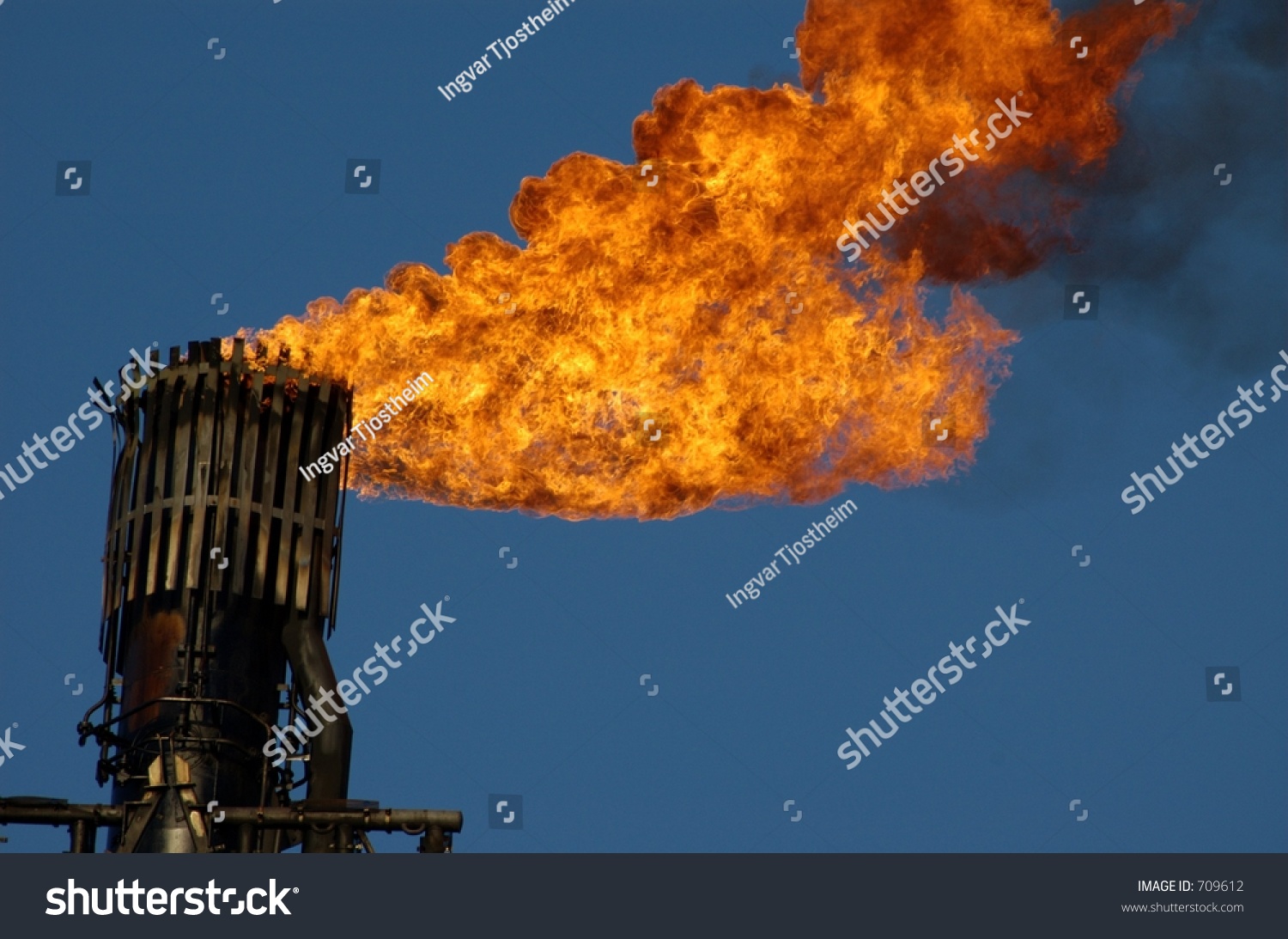 The Nozzle Of A Flare Tower On An Offshore Oil Rig Stock Photo 709612 ...