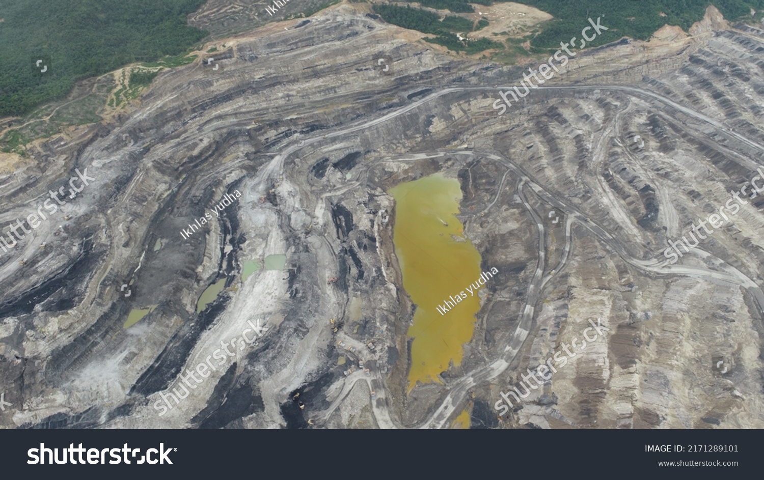 Open Coal Mines East Kalimantan Seen Stock Photo 2171289101 | Shutterstock