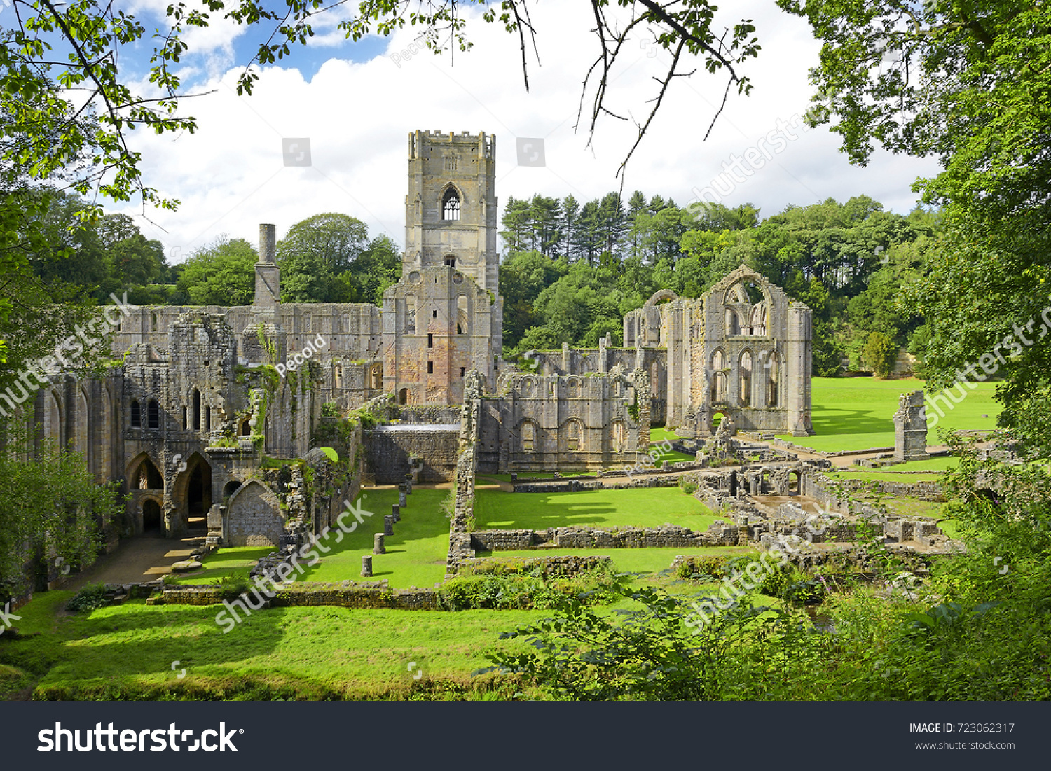 3,360 Fountains abbey Images, Stock Photos & Vectors | Shutterstock