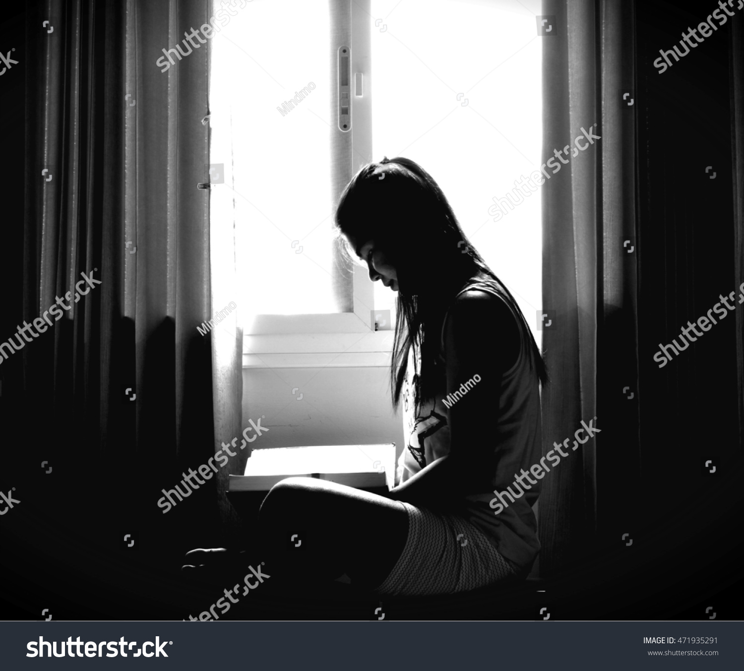 Silhouette Stressed Depressed Woman Worried About Stock Photo 471935291 ...