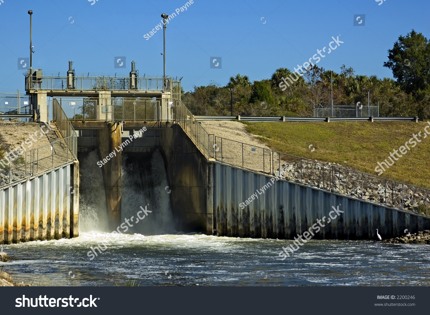 Spillway Inglis Lock Dam Near Inglis Stock Photo 2200246 ...