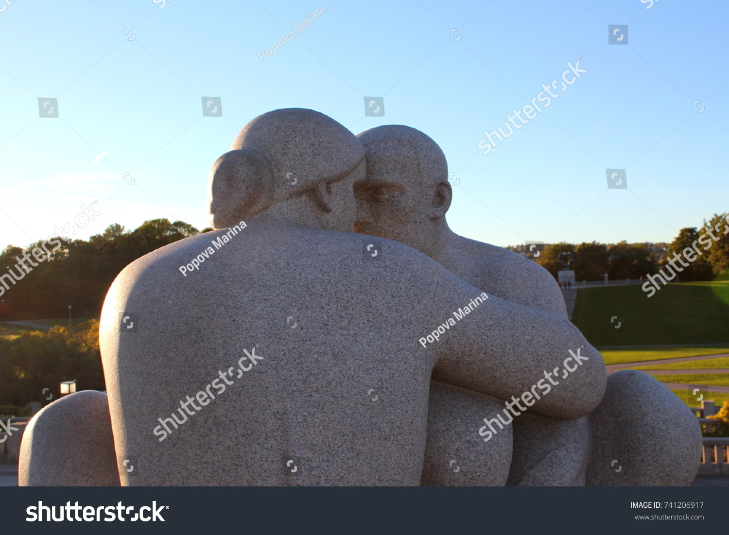 Wonderful man brought the woman to Gelendzhik Wonderful man brought the woman to Gelendzhik
