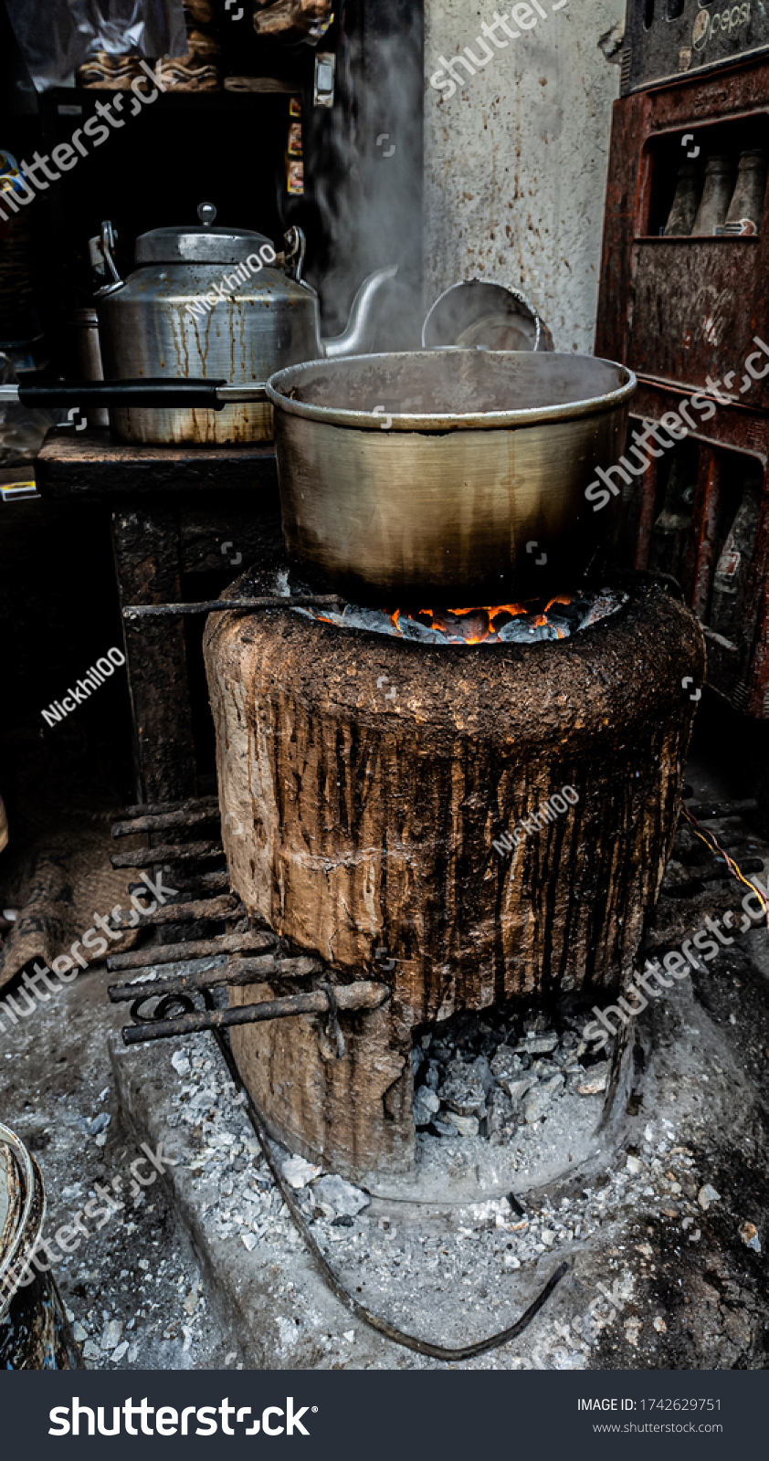 1 Chai pe churcha Images, Stock Photos & Vectors | Shutterstock