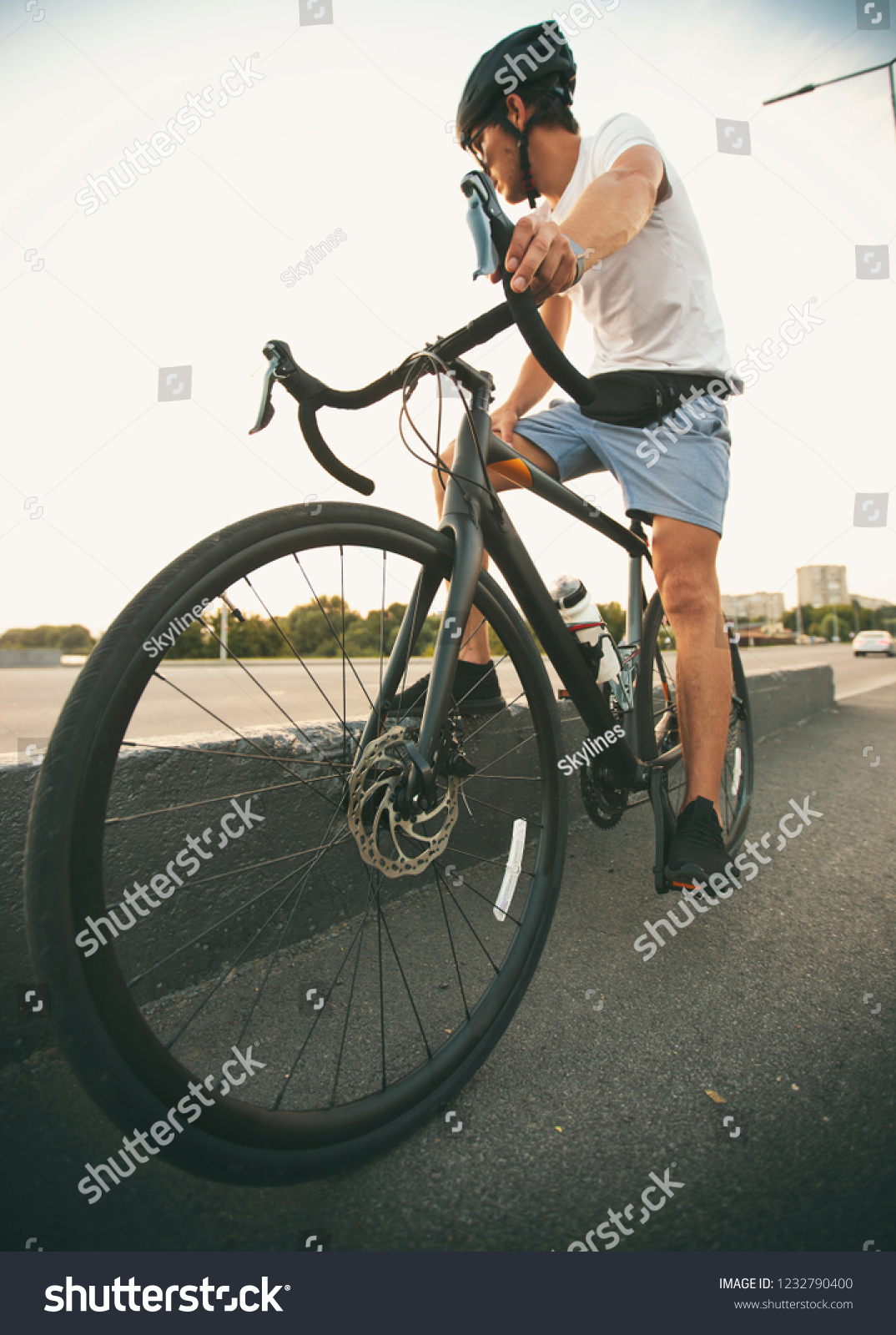 casual bike clothing