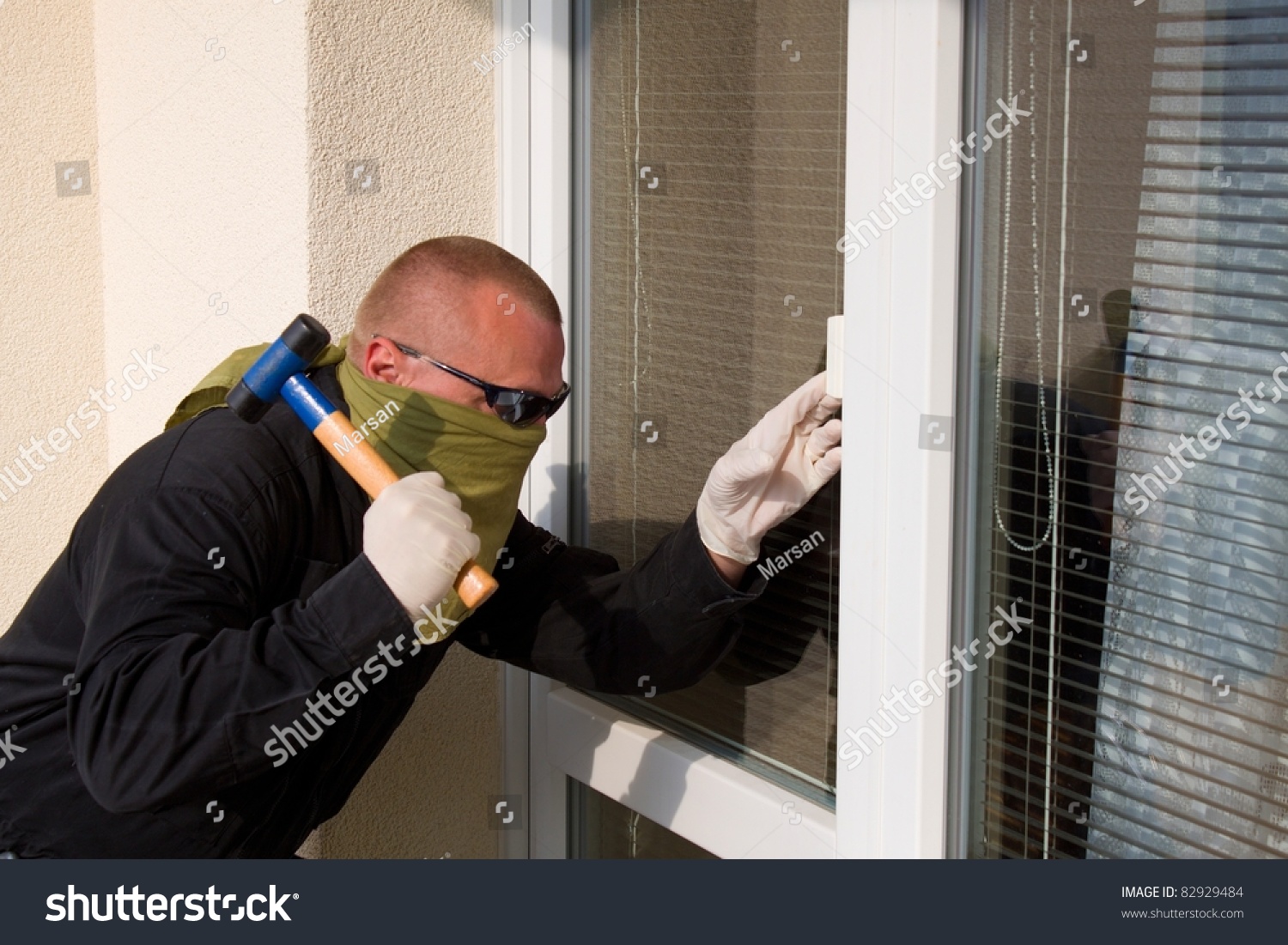 Thief Hammer Smashing Glass Door Stock Photo 82929484 - Shutterstock