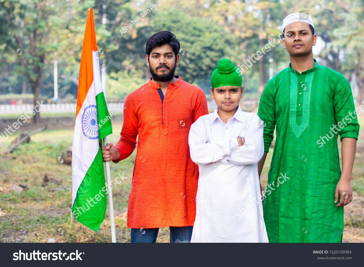 tricolour dress for boy