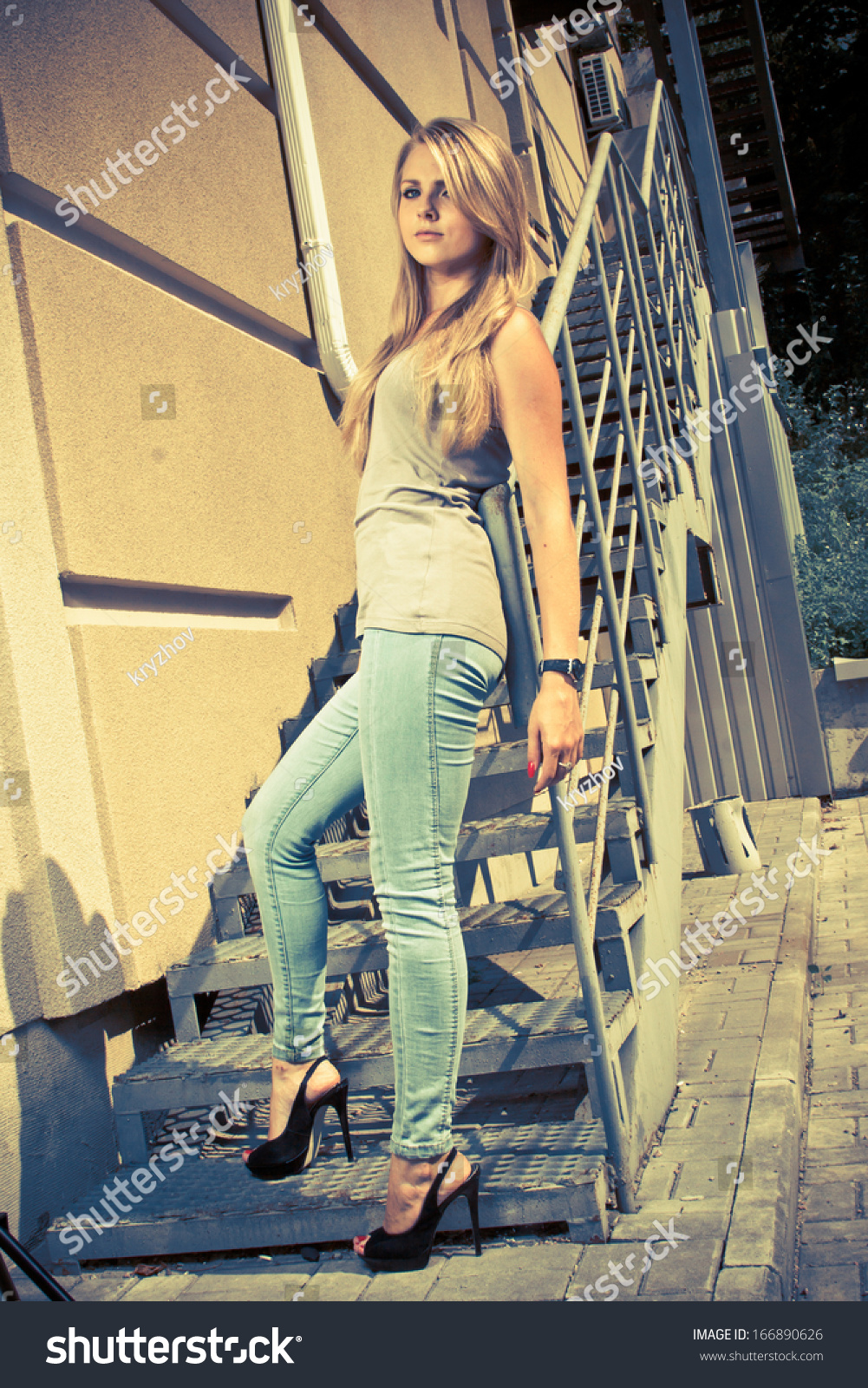 sexy jeans and heels