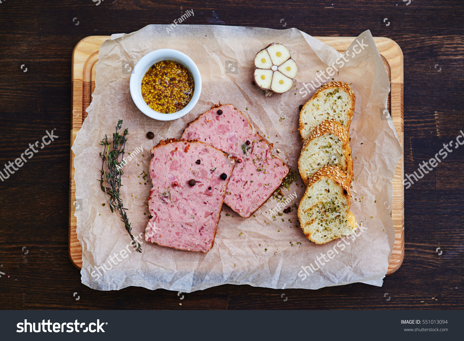  Coral Resting Curve Template Design Featuring Top View of Two Pieces of Seasoned