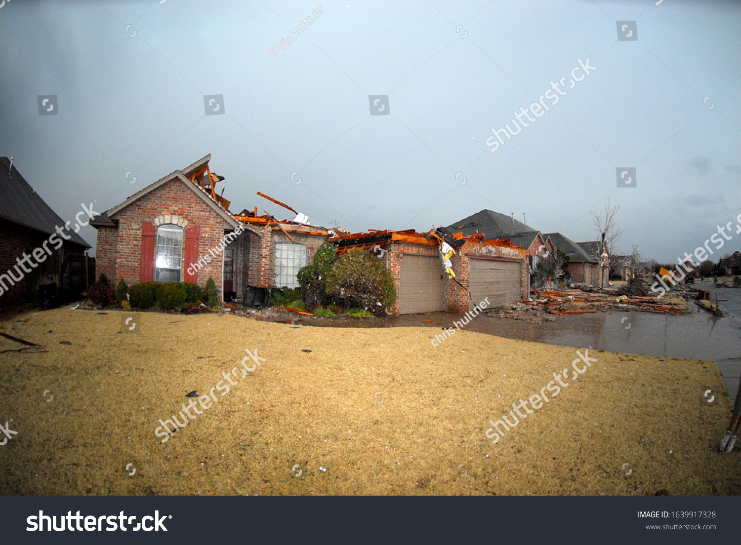 4,855 Debris tornado Images, Stock Photos & Vectors | Shutterstock