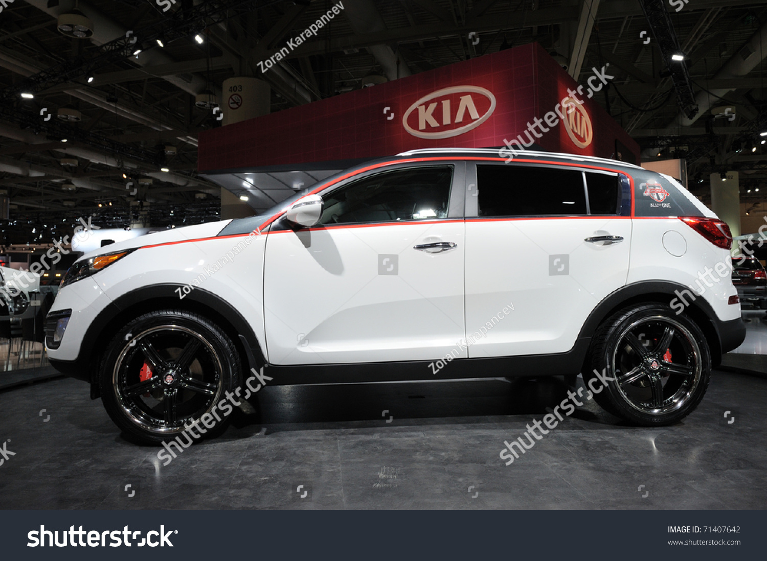 Kia sportage 17 года