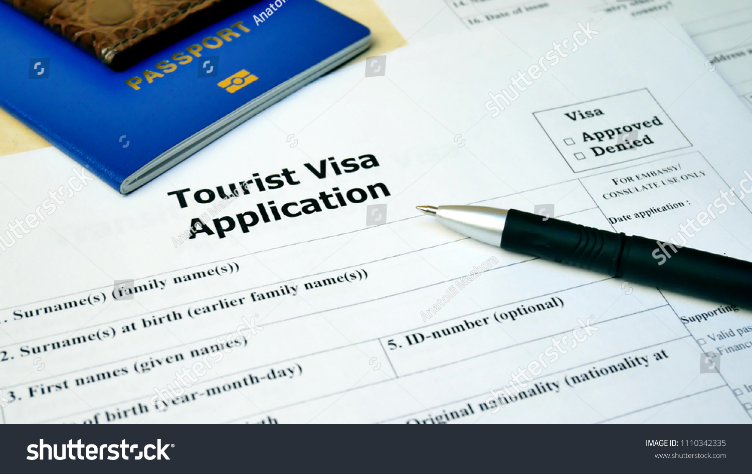 Pen Form Visa ... Tourist (Edit Passport Application Stock Photo