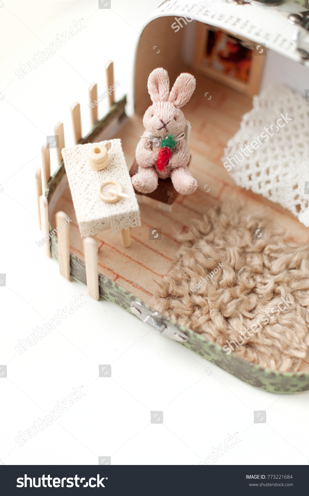 bunny house toy