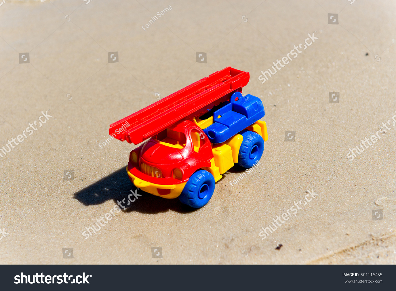 wet sand toy