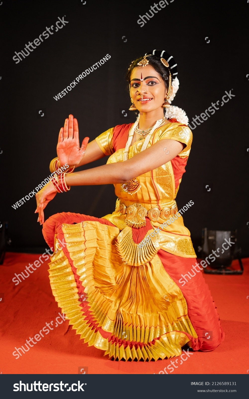 Traditional Bharatanatyam Dancer Showing Hand Gesture Stock Photo (Edit ...