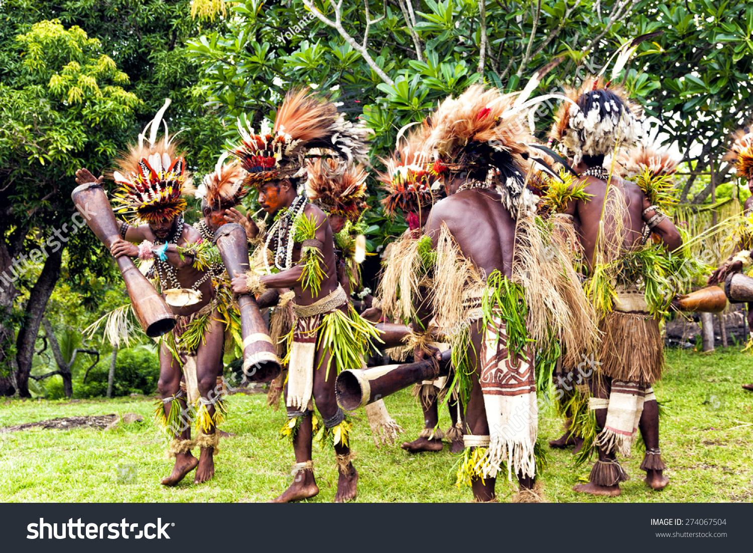 Tufi, Papua New Guinea, 4 December 2008 : Young Papuan Tribal Warriors ...