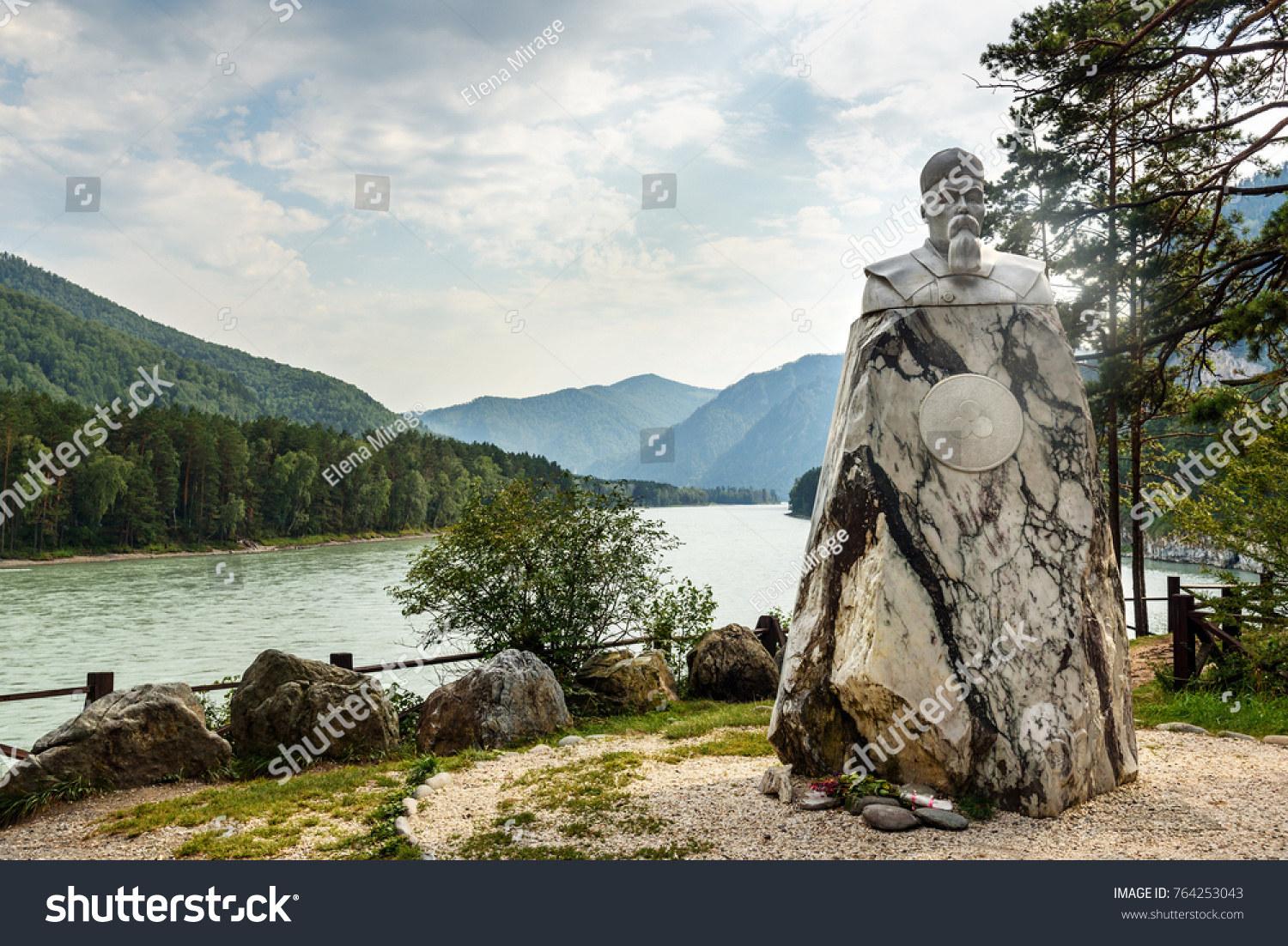 Turquoise Katun - rest on the mountain Altai Turquoise Katun - rest on the mountain Altai