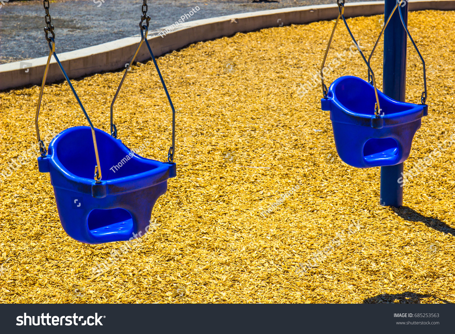 bucket swing set