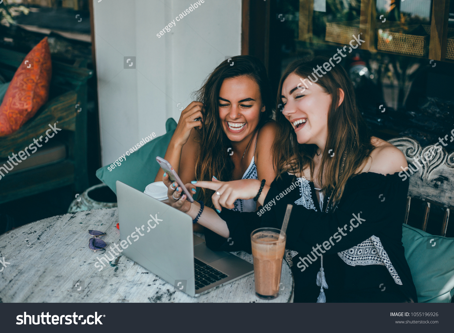 chat asian bar girls Chat asian bar girls