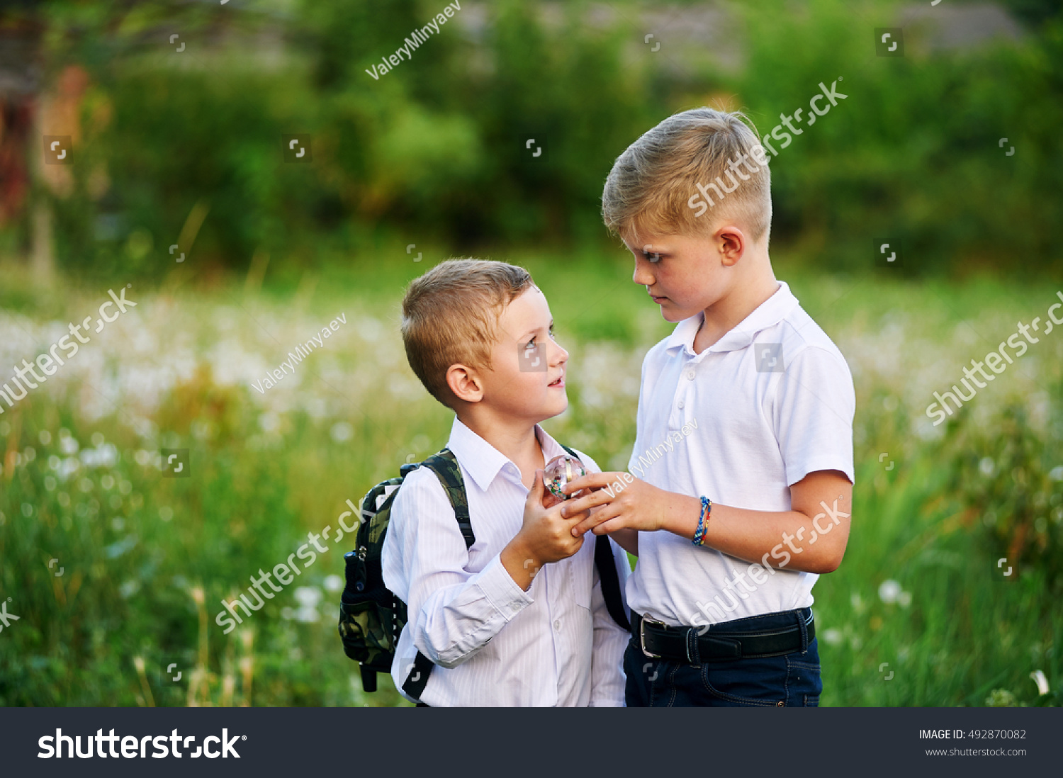 Two Boys Talking Together Play Stock Photo 492870082 - Shutterstock