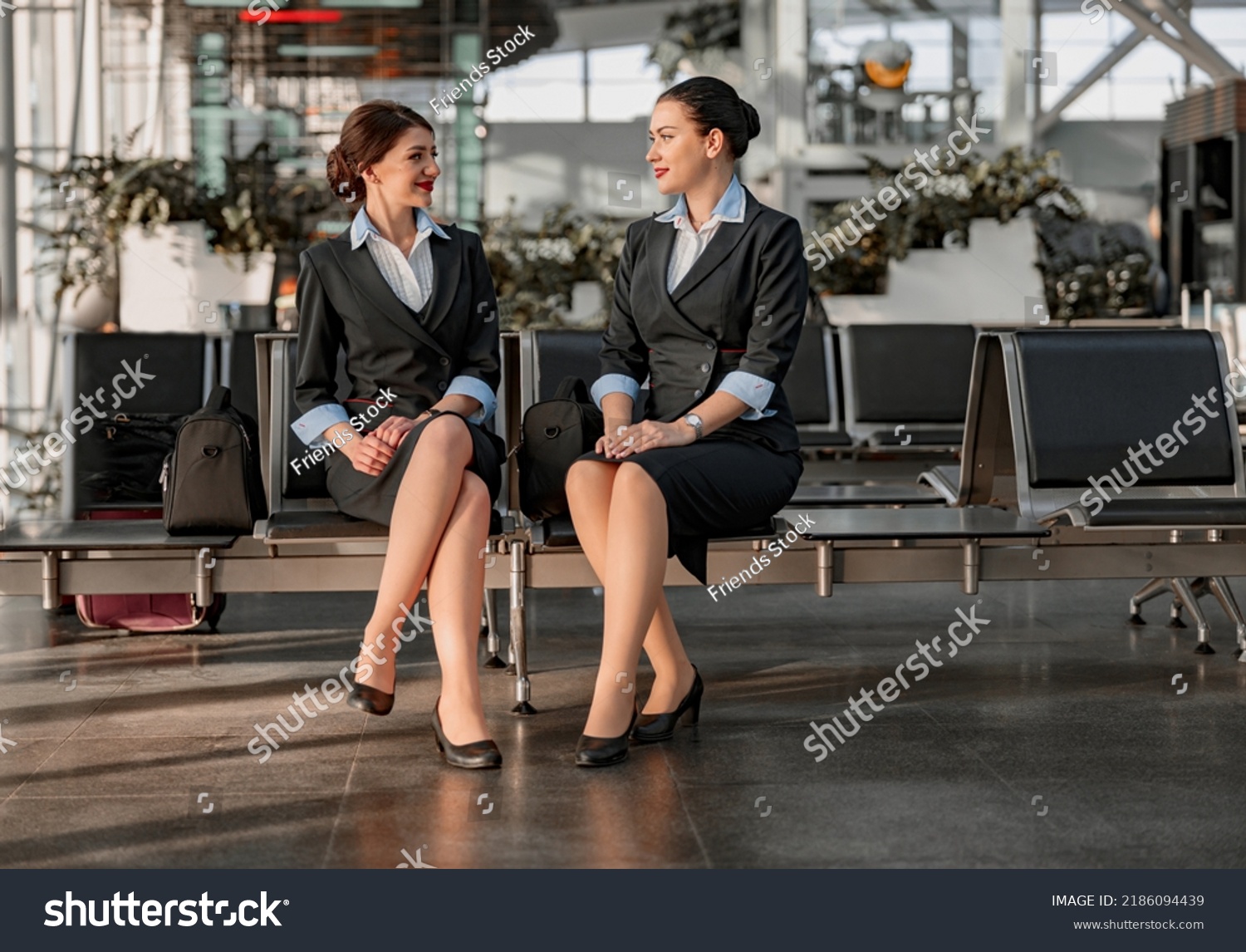 10,619 Flight talking Images, Stock Photos & Vectors | Shutterstock