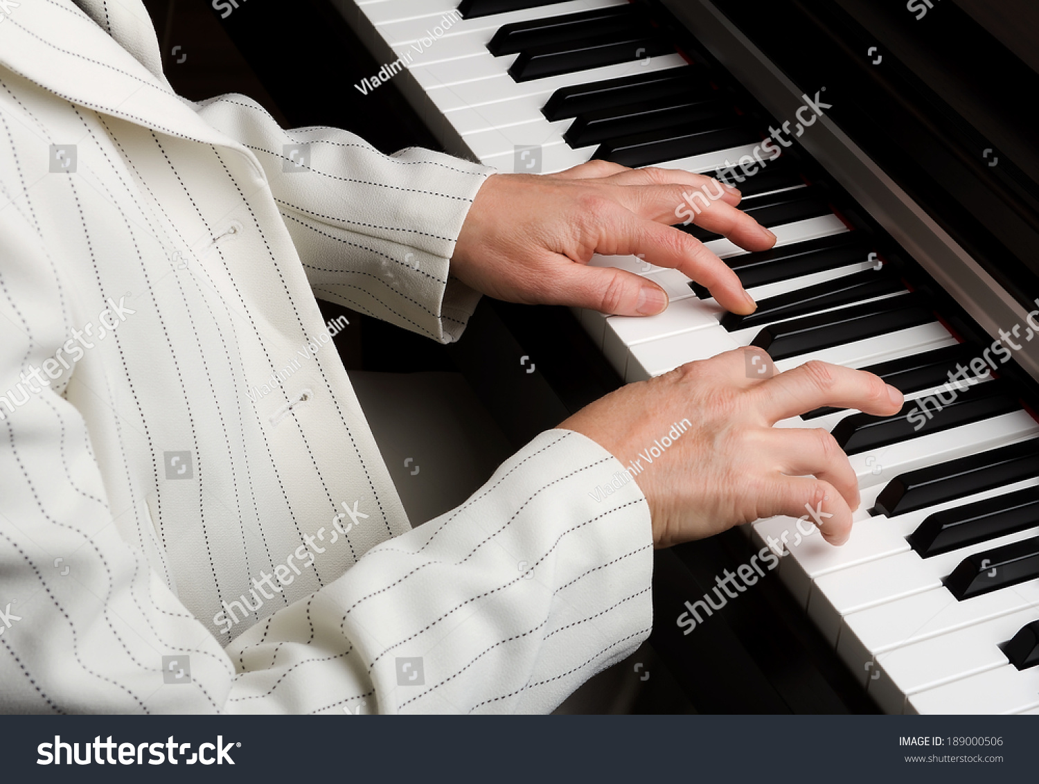 Two Hands Playing On Piano Stock Photo 189000506 | Shutterstock