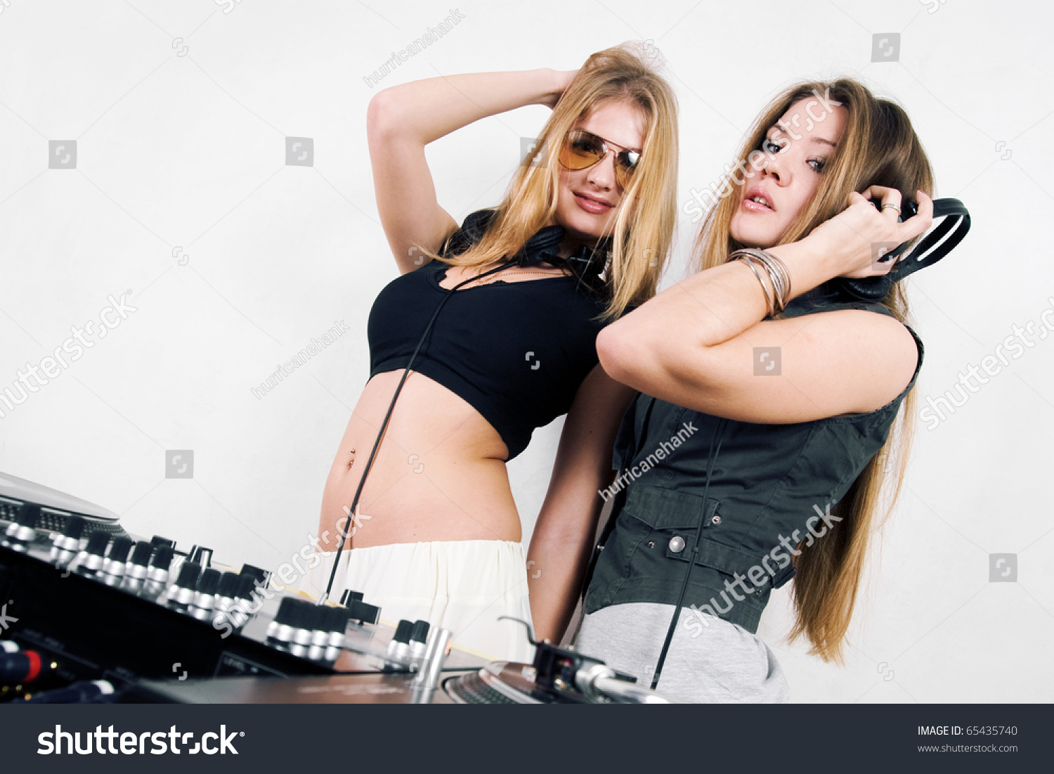 Sexy porn dragon pics nest Las de hermanas pombo fotos sexis