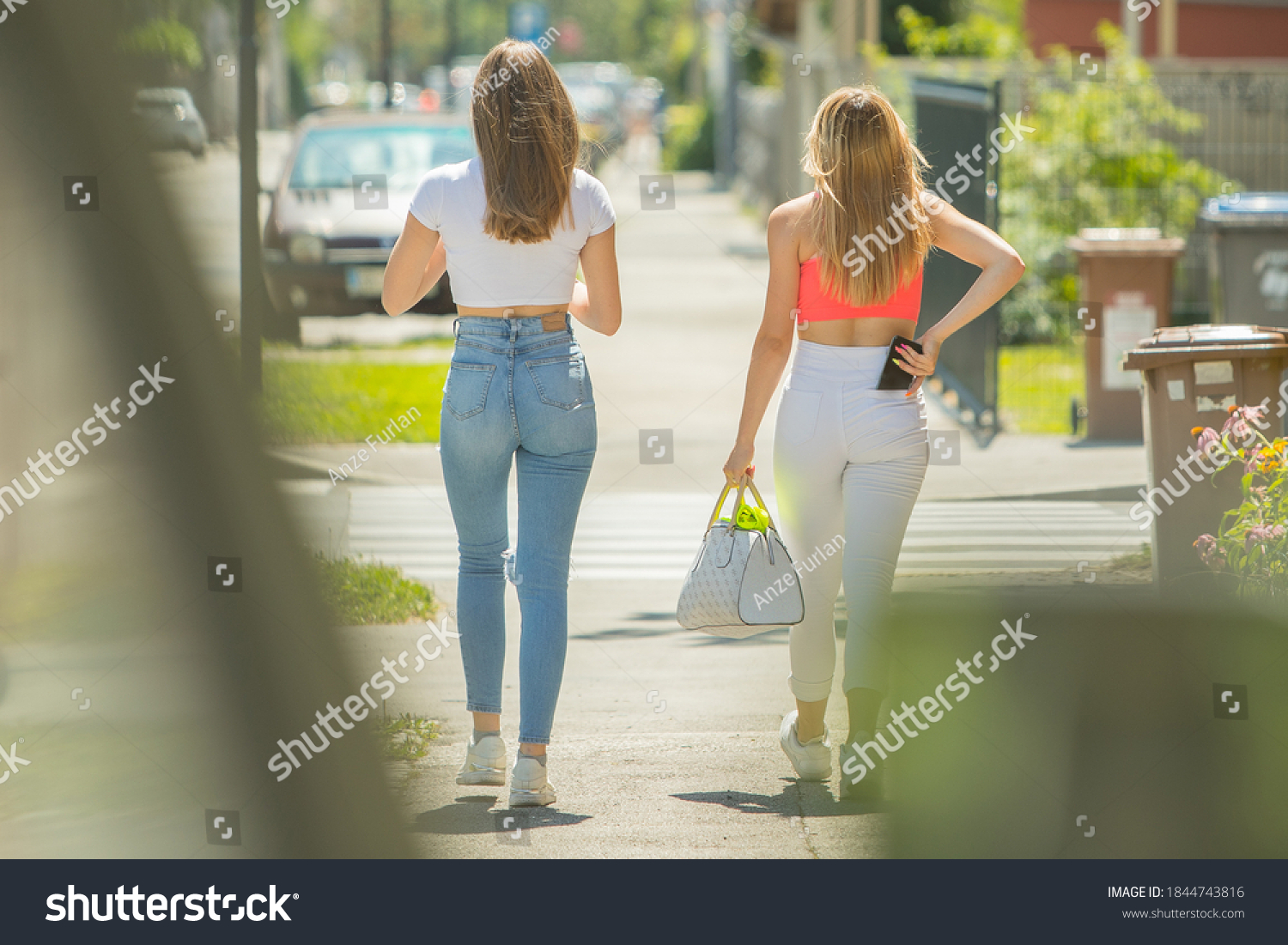 Ass walking